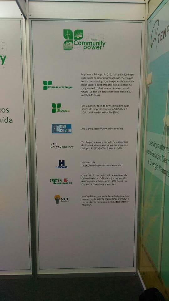 Lo stand con i partners Community Power